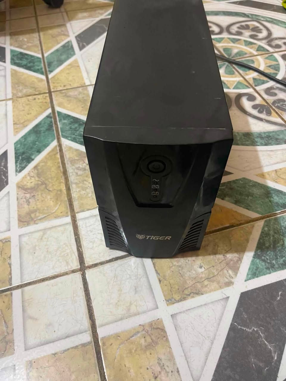 كم شغله للبيع
رامات 32g ddr4 3200 جدد ما مستعملات 
ب ١٨٥ وبيها مجال 

ستاند شاشه هايدروليك. يتحمل حجم ٢٤-٣٢
بي اناره بالقاعده. ب٣٠ الف وبي مجال 

فانات شبيه ليان لي عندي ١٥ قطعه  عادي و ريفيرز 
ابيع الوحده على ٦٥٠٠ متوفر ايضاً هاب ب ١٠ الاف

Ups  حجم ٢٠٠٠ 
يشغل مونتر و اكسبوكس سيريس اس  ١٠-١٥ دقيقه 
ب ٤٥ وبي مجال بسيط 
بغداد البياع 
***********
