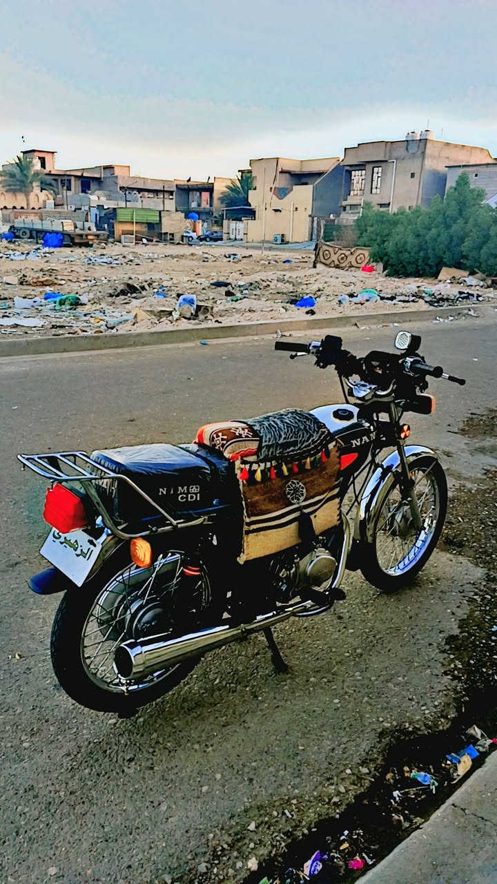 سلام عليكم دراجه للبيع نامه متياز موديل 2025 سكنر محرك خير من الله لاتبخير ولا تنقيص كهربايات كلهه شغاله سعر 575 وبي مجال مكاني ديالى بلدروز الاستفسار اتصال على الرقم ***********
