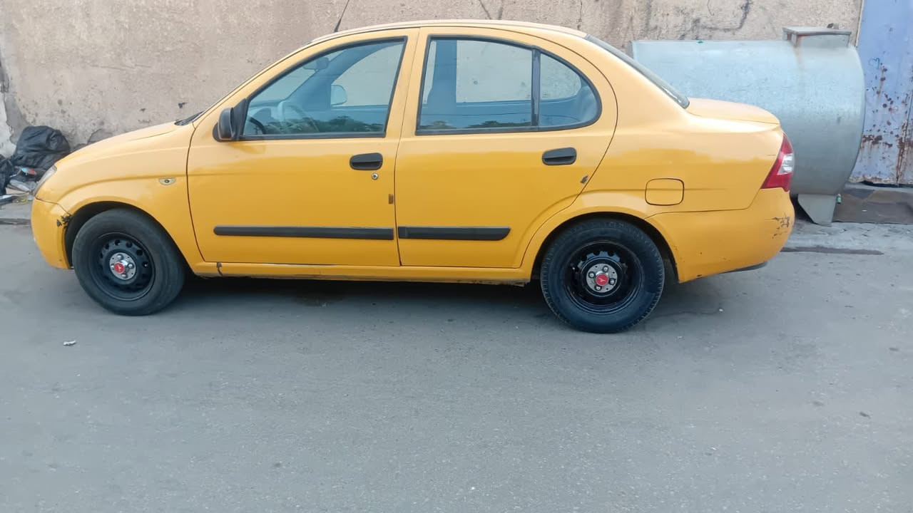 طيبة موديل ٢٠١٣ تحويل مباشر مصفرة هيئة وغرامات باسمنا محرك بيه خيط تبخير كير وحداديه و كهربائيات وتبريد كلها جاهزة السعر ٣٠ ورقة وبيها مجال شي قليل العنوان بغداد حي النصر رقم الهاتف *********** أبو جود
