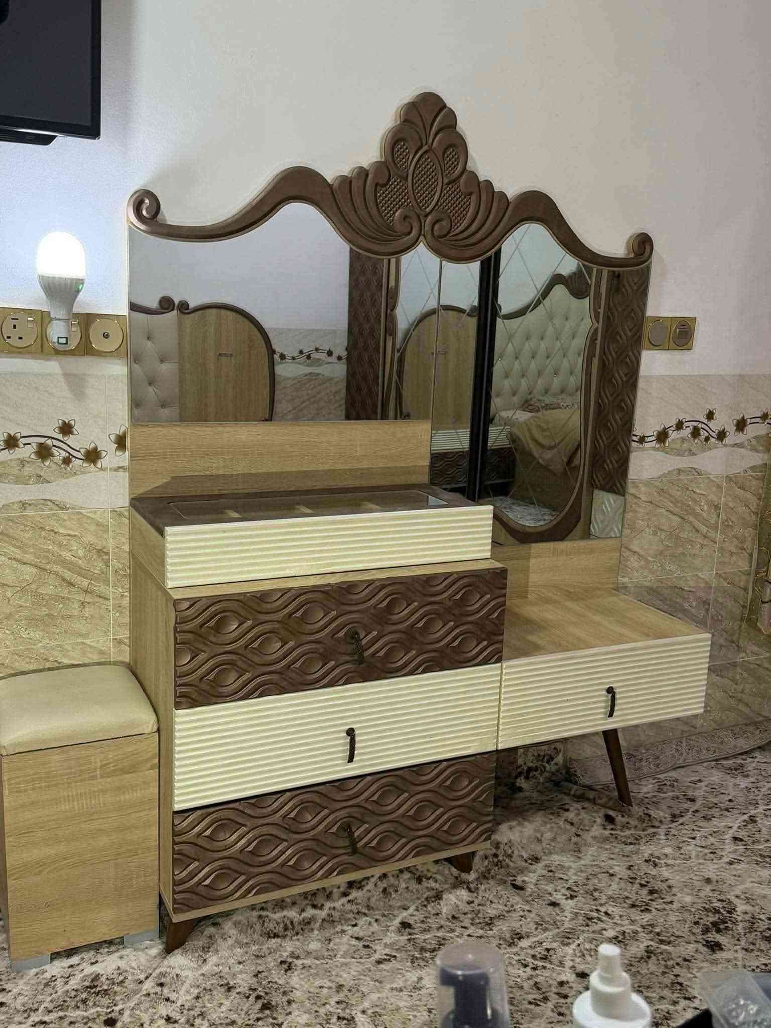 غرفه نوم • للبيع