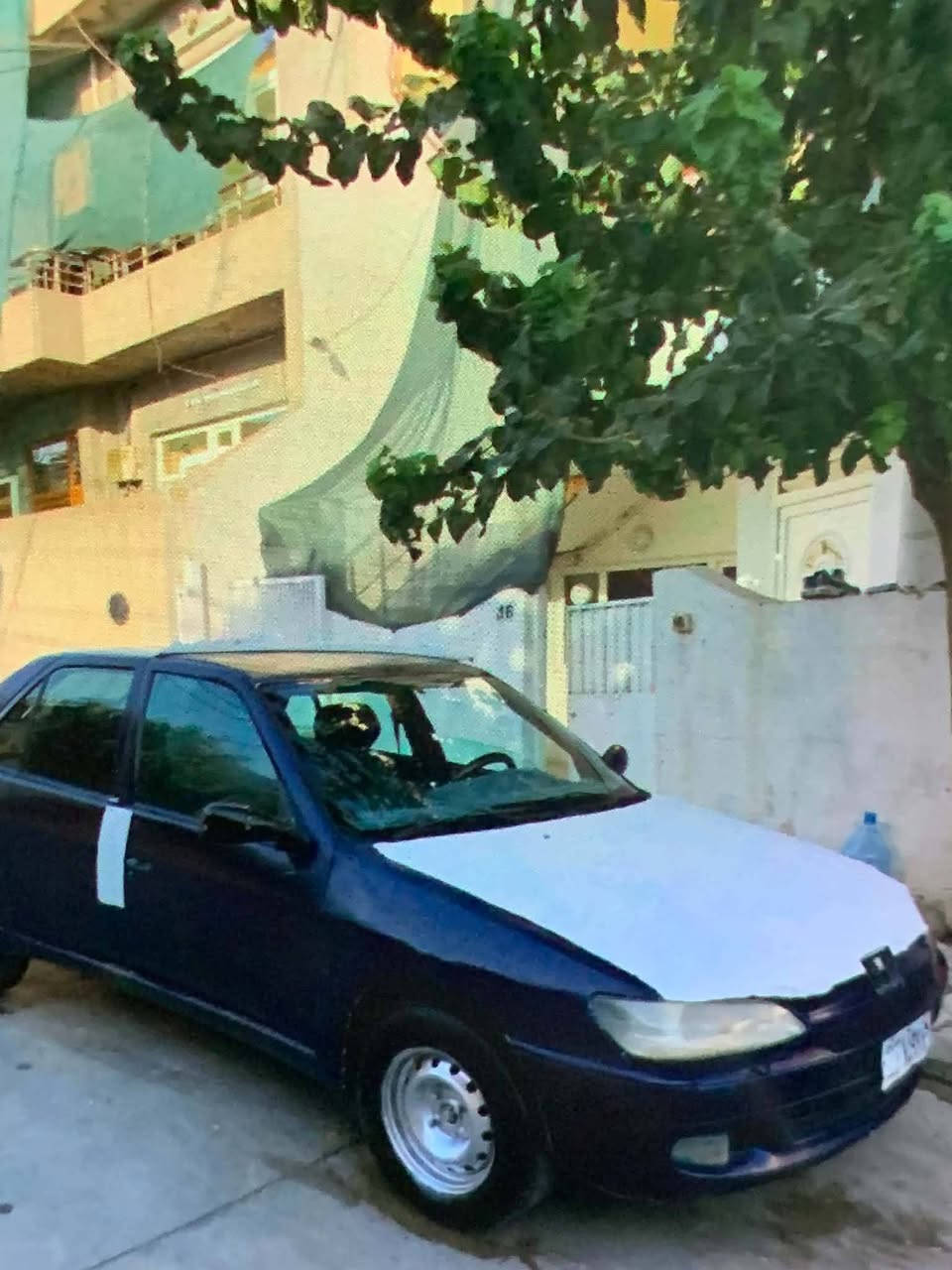 بیجۆ 2002بۆ فرۆشتن خوار بازاڕ 8گە ڵا معملایە زۆر کە م چور تایایە ی لۆکی لاژێردایە کامل نا و گێچ و کارە بای مە زبوتە ***********فایبری لاسە رە تێبینی لاسلیمانیم تە نها فرۆشتن
