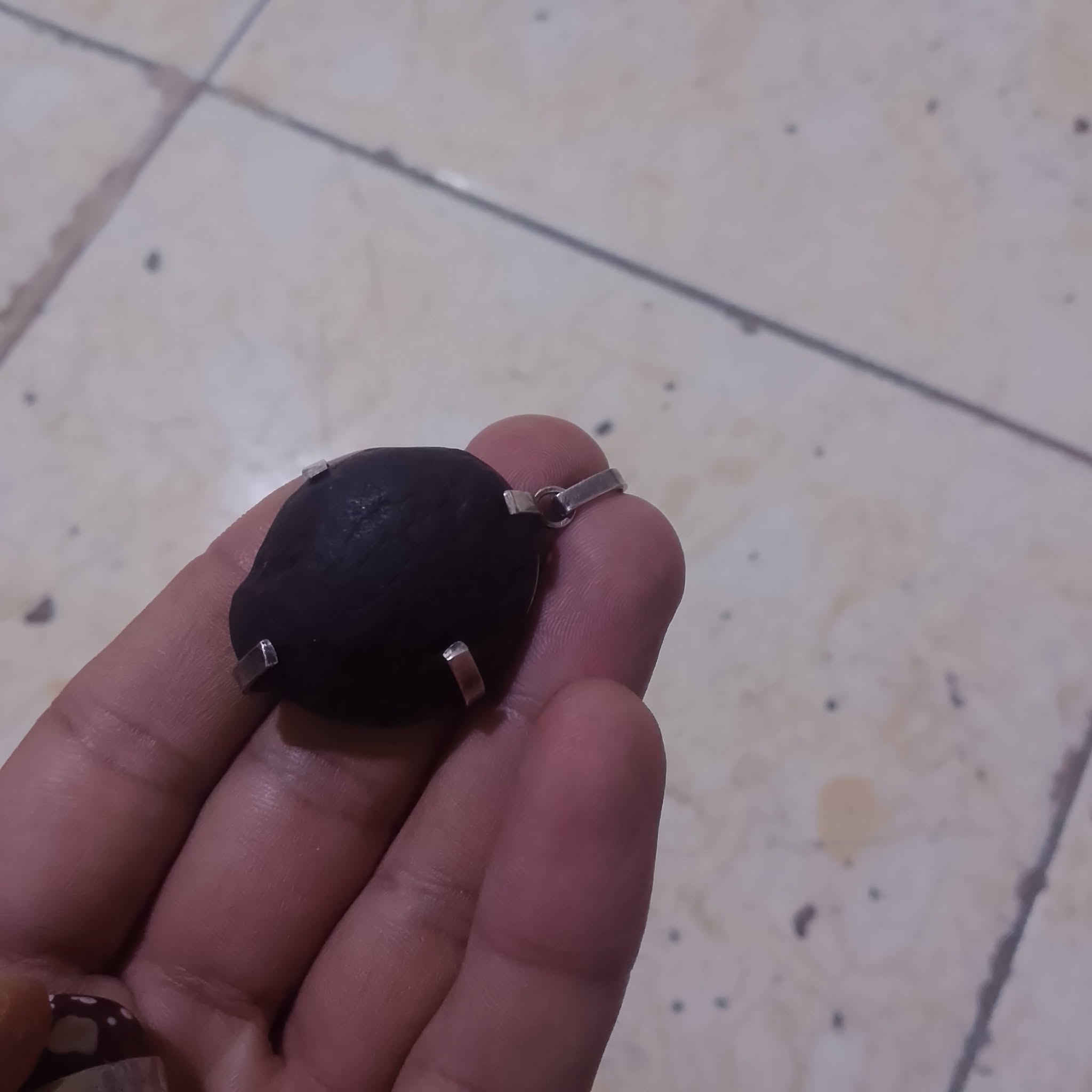 حجر • قديم • للبيع