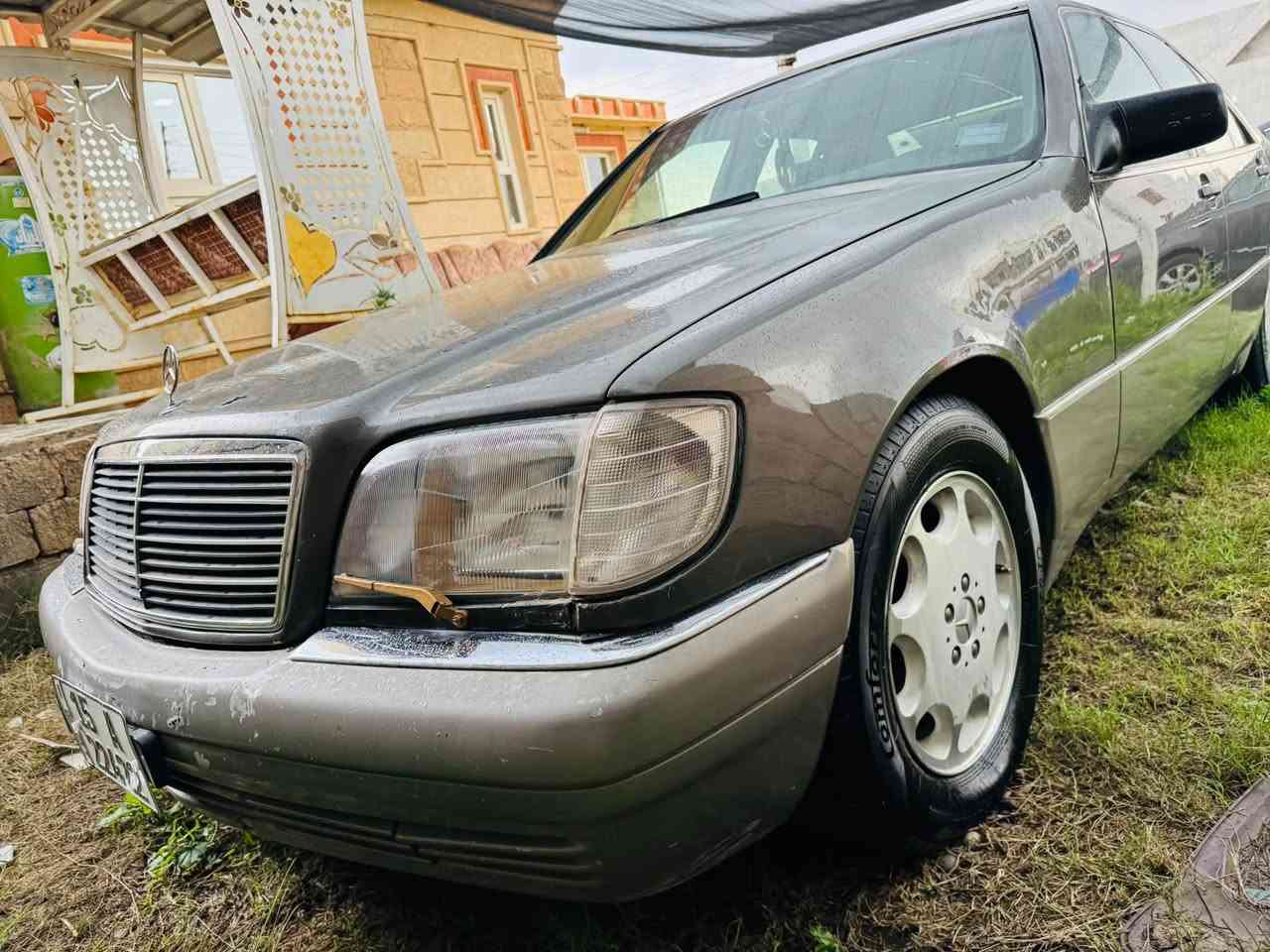 السلام عليكم مارسدس s500 1992
محرك بلادي (V8) 
رقم انبار دولي مشروع وطني ب اسمي
هزة ما منتهية بعد 
سنوية لل2031 
تخم تاير جديد 
صدر نص عمر 
كهربائيات كلها شغالة 
تبريد تدفئة شغالات 
السيارة بلادية و نظيفة 
العنوان صلاح الدين الشرقاط 
السعر 55 ويرهم مراوس حسب القناعة 
***********
