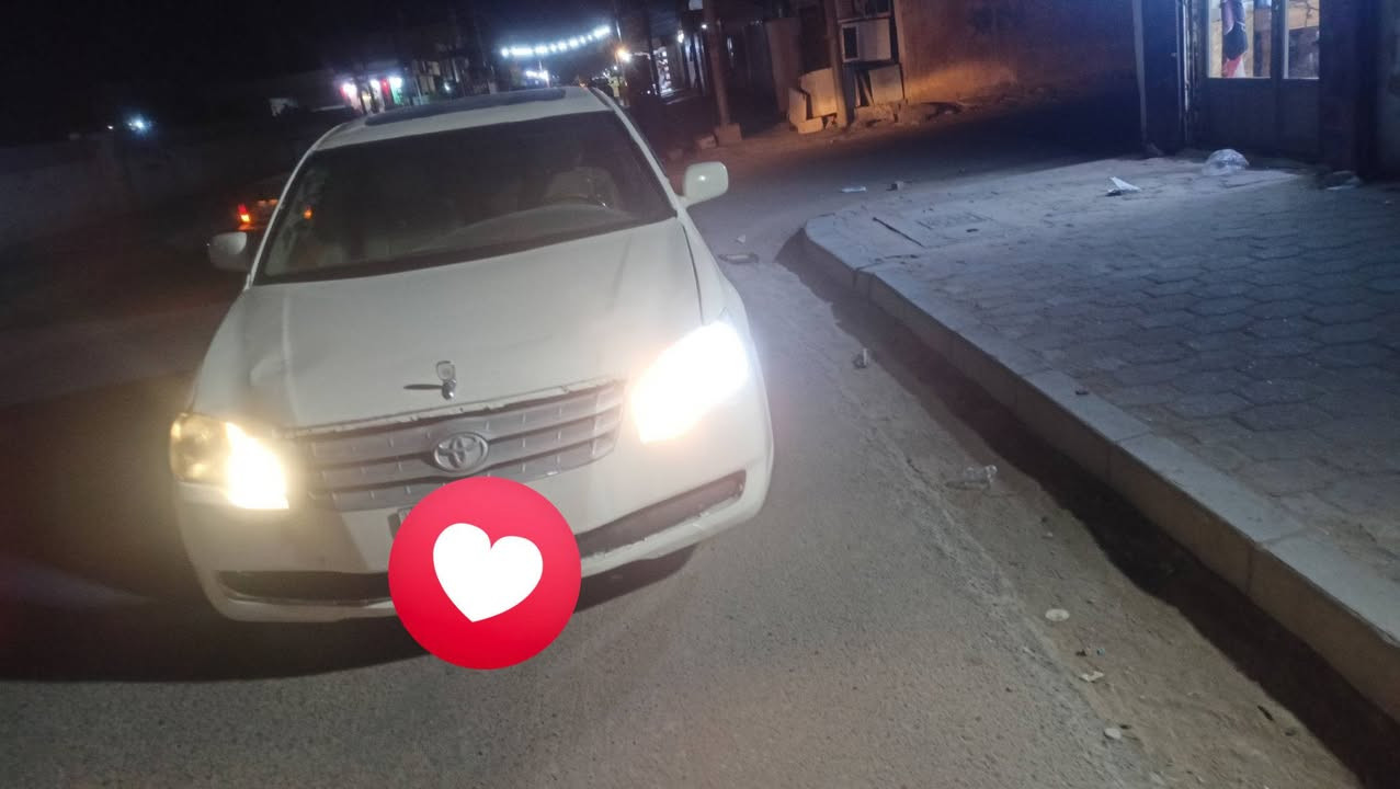 سلام عليكم افلون مديل 9 متوم طبق الاصل مكينه وكير كفاله حداديه 85 (100 جاهزه ترايك 220 تخم تاير جديد غرفه جديده بدون كص حاويه تبريد فقط غاز السعر 30 وبيه مجال العنوان العمارة للبيع أو مراوس
