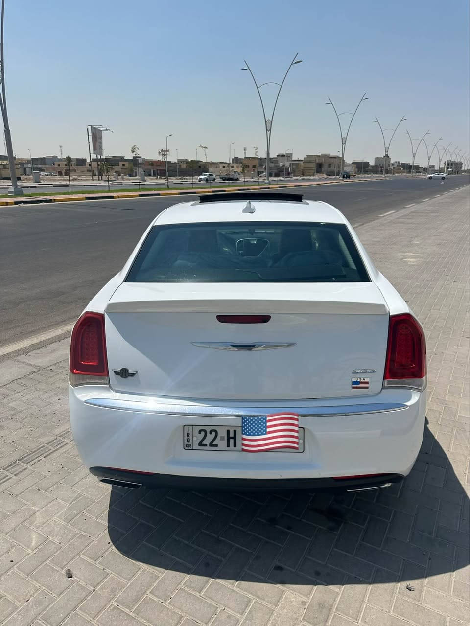 اوباما مديل ١٦ رقم اربيل ورارد امريكي بيه حافت البنيد شويه صبغ بدون فتح ول باقي كله كفاله بدون ارباك بدون دواخل بدون اي شي فئة لمتدد سيارة جديد جدا ً ستعمال شخصي كير مكينه حداديه تخم تاير ويل مكسيكي اصلي جاهزه 
ملاحظه بيه شويه بارد بل جاملغ امامي سعر ٢١٨ وبيه مجال كلش قليل *********** البصرة, العراق
