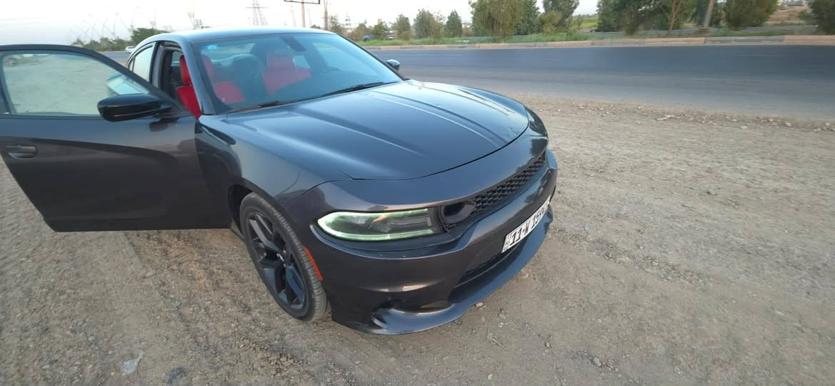 السلام عليكم
جارجر Sxt
موديل 2020
وراد امريكي قطعه وحده تبديل جامرلغ امامي
مكينه 3600
ماشيه 84 الف
تشغيل عن بعد+حساسات خلفيه+كشنات كهرباء+ وباقي التفاصيل موجوده عند الاتصال على الرقم
***********

