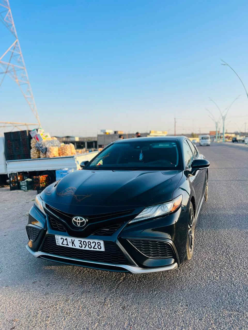 كامري موديل 2021
 امريكي 
فئه ال xse.ماشيه130 الف 
فول مواصفات 1/1
 1 بنوراما 
2 بصمه تشغيل بصمه ابواب تشغيل عن بعد
3دخول ذكي ترحيب 
4 هاند بريك بصمه
1. ثلث انضمه قياده ECO-NORMAL-SPORT 
2. ⁠HOLD
3. ⁠شاشه ترحيب كامري 
4. ⁠شاحن لاسلكي
5. ⁠انارات ترحيب ابواب 
6. ⁠لدات دشبول وابواب
7. ⁠قطعتين تبريد 
8. ⁠داخل احمر 🔥
9. ⁠ثلاجه
10. كشن تدفئه  تحكم جهتين 
11. ⁠لايت زنون عالي ناصي 
12. ⁠ليد خلفي بك لايت 
13. ⁠السياره بيها هواي مواصفات حلوه
14. ⁠ الضرر بيها قطعتين صبغ باب 
15. ⁠سائق وباب الراكب الجهه ثانيه وبيها بارد بسيط ملاحظات بسيطه بجم كبس   
16. ⁠سياره  رقم سليمانيه باسمي  تحويل او وكاله ⁠
17. ⁠ هزه جديده سنويه جديده رقم جديد 
18. ⁠السعر 186 وبيها مجال 
19. ⁠رقم هـ*********** 
20.مكان السياره الانبار الرمادي
