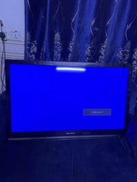 شاشة • ٥٥بوصة • بدون انترنت
