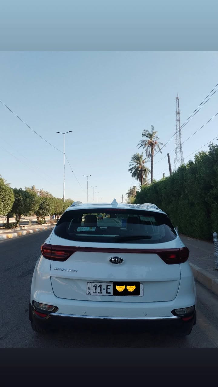 كيا سبورتج مديل 2021 كفاله عامه صبغ تبديل ضربه بارد
تخم تاير
حداديه جاهزه
ماشيه 65 الف
سيارة جاهزه ع اخر حبايه مواصفات اعتيادية سويج رقم بغداد رقم انكليزي سنوية جديده مكاني العماره مركز ***********
