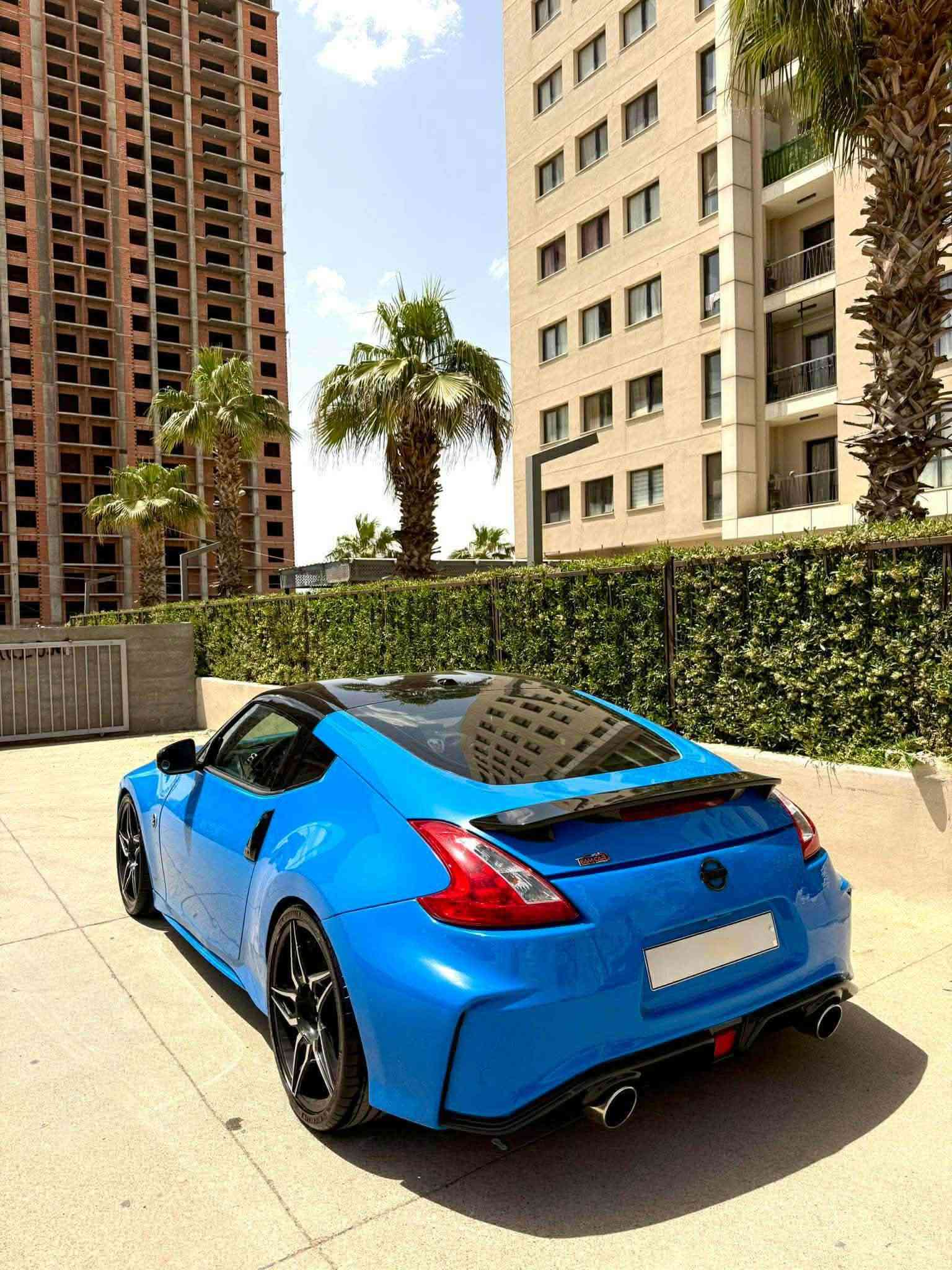 نيسان زد 370 • فول مواصفات • مستوردة من دبي
