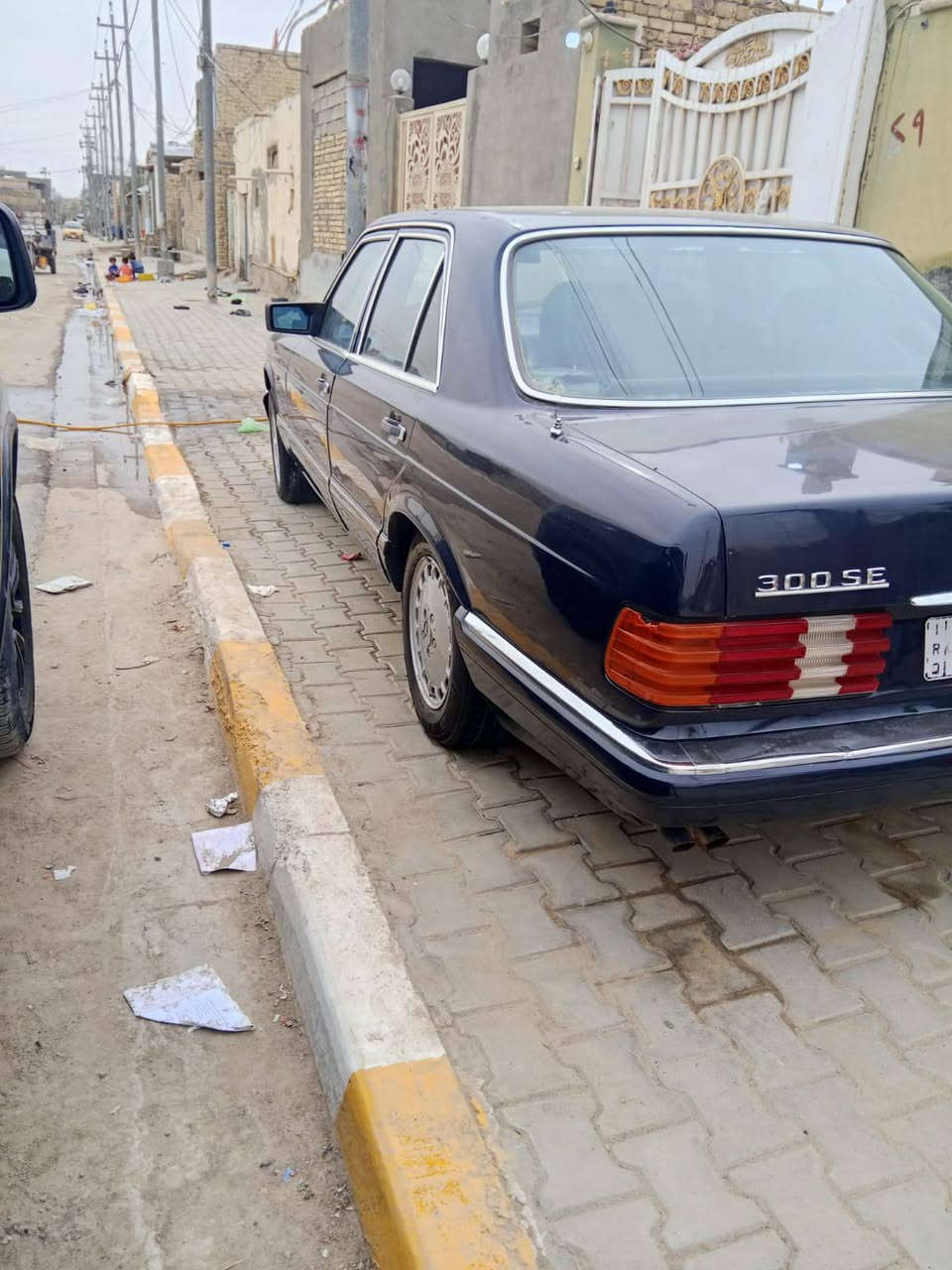 مارسدس 300 مديل 88 سيارة جاهزة مكينه كير بلاد سنويه ل30 بسمنة سياره نقصهه فقط كمبريسر مكان السياره الدوانية فلكة العلماء 
السعر 58 /*********** واتساب او اتصال وبلخدمه
