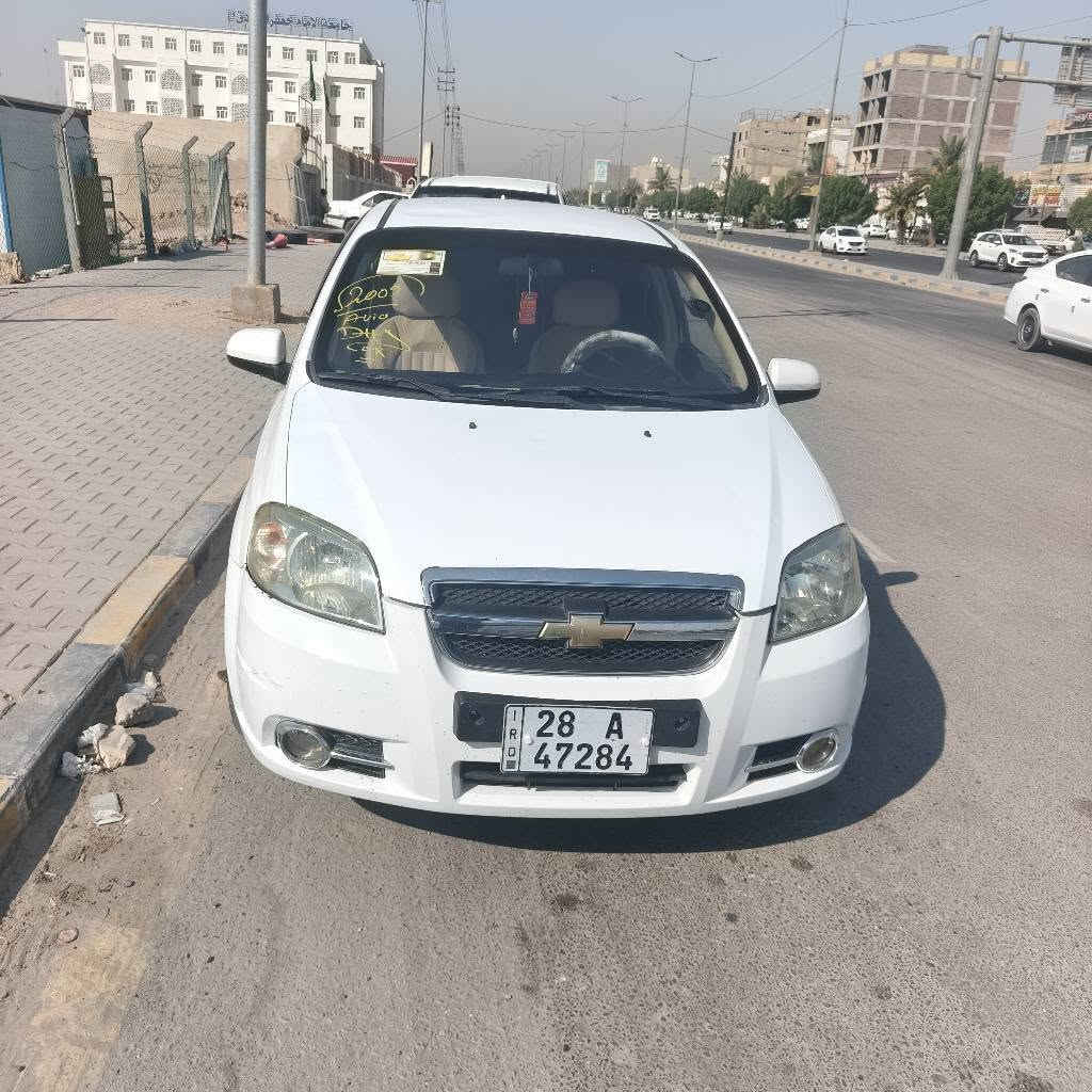السلام عليكم..  للبيع افيو خليجي موديل 2009 رقم نجف انكليزي السياره جاهزه من كلشي. محرك وكير جدد اوتماتك. تخم تاير جديد دواخل كلش جديده.  كهربائيات كلها شغاله تبريد ثلج. سياره ماعايزه شي.  كفاله  من الحادث والصبغ ماعدى جاملغ بي بارد واني بدلته وصورة الجاملغ القديم وي الصور الباقي كفاله 
السعر 54 وبيه مجال بسيط واذا اكو مراوس ببريجو 2000 هم ترهم..  مكاني نجف العباسيه وهذا رقمي *********** النجف, العراق
