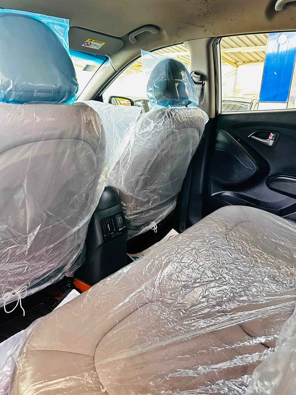 معرض قلعه أربيل.🤍🤍  بابل طريق حله نجف   

توسان خليجي مكفوله عام جديده.  سنويه مجدده 
     
المواصفات.  
2014 شكل 2015.  كوري اصل  رقم بغداد 
 
تبريد قطعتين خلفي.    مكفوله 
تحكم ستيرن  
 كاميرا خلفي 
محرك ٢٠٠٠ بلادي
5 ويل كب كروم سبير مانازال.      
لد امامي 
لايت عدسه  
 .  ايرباكات جهاز موازن 
شباك نيكل                  

  ***********.   مصطفى المسافر 

*********** احمد المسافر 

***********  مقتدى المسافر

