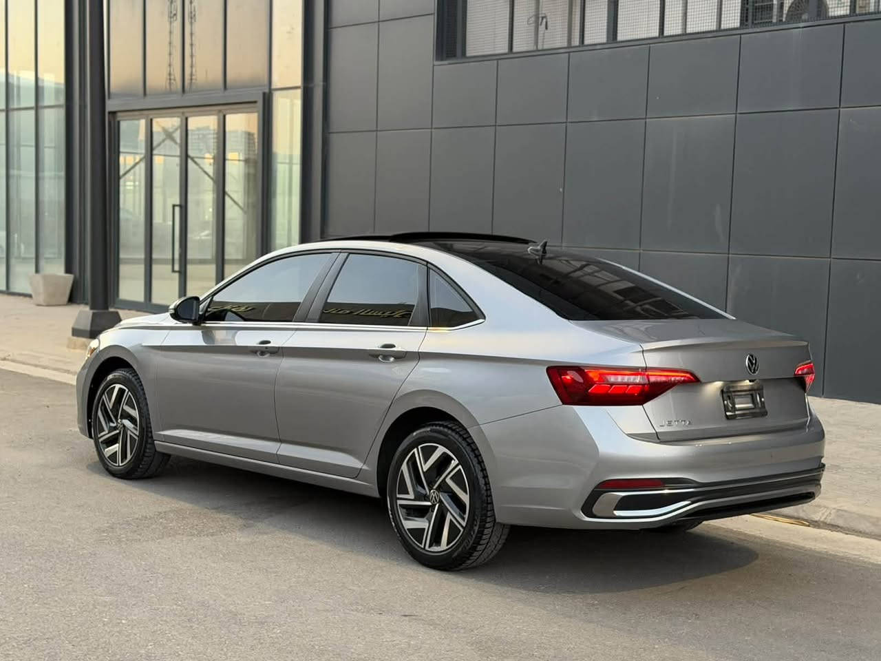 Jetta SEL premium
مۆدیل 2024 
پەڵەیەک بۆنیت بۆیاخە بێ ناو گرتن 
بێ ایرباگ نەتەقیوە
ژمارە کاتیە 
راديتر و لايت شركه هى خويه تى 
لە سلێمانیە
***********

jetta SEL premium 2024
41 الف ميل ماشبه 
ربع البنيت بدون دواخل
محرك 1500 توربو 
رقم كاتي 
صور الحادث بمنشور 
رايترات + لايتات شركه مال نفس السياره 
عنوان سليمانيه
