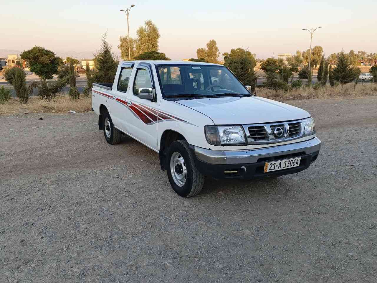 نیسان مۆدێل 2001 تەبرید پاوەر رەقەم سلێمانی تەحویل ئەسڵی سەنەوی تا 2029مانگی 7 تازەیە بەناوخۆمانەوەیە  بێ دەعام بێ لێ دراو پەلە پەلە بۆیاخی هەیە چوار تایە تازە لەژێرە  تەبریدی سارد لە سەر سویچ نمونە لە جوانی نمونە لە پاکی  ناوە بۆ باخە ی لۆکی لەسەرە هەر چوار دەرگای کراوەتە مەرکە زی مەکینە گێر ئە کسل شانسی تە حویل وەکالە خەرامە هەموی بەشەرت سعری. 74 . گەلاو کەمێک مەجال. شوێن چەمچەمال. ***********.              ***********
