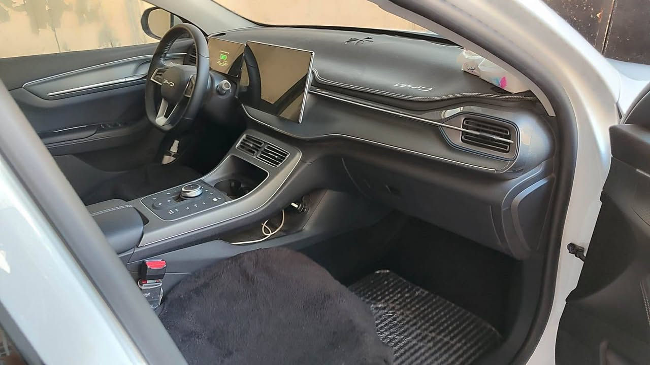 السلام عليكم
Byd
موديل 2025 ماشيه 13 كفاله عامه ع وضع شركة  رقم اريل باسمي شرط تحويل مقدم ع بطاقه هل وجبه يطلع ما ناقصها برغي
السعر 136 بيها مجال حك جيه 
*********** كركوك, العراق
