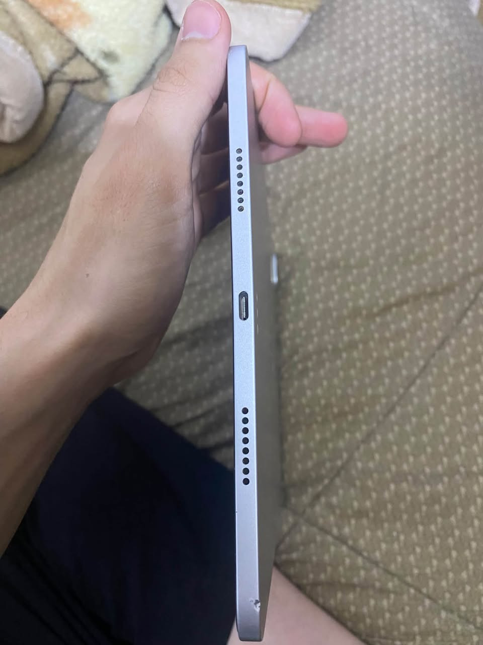 سلام عليكم ايباد ابل معالجm2عربي شرق اوسط بطاريا 88جهاز نضيف ومداخل صيانه انتبه نسخه الشرق الاوسط مو الامريكي ذكرة256جهاز فقط هاي الكامرات الي بيها فطر خفيف وممبين ومايهم اصلن علما ان جهاز 2023كارتونه ويا سعرا 800وبي مجال للشراي توصيل موجود رقم الهاتف وتساب *********** عنواني بصرة
