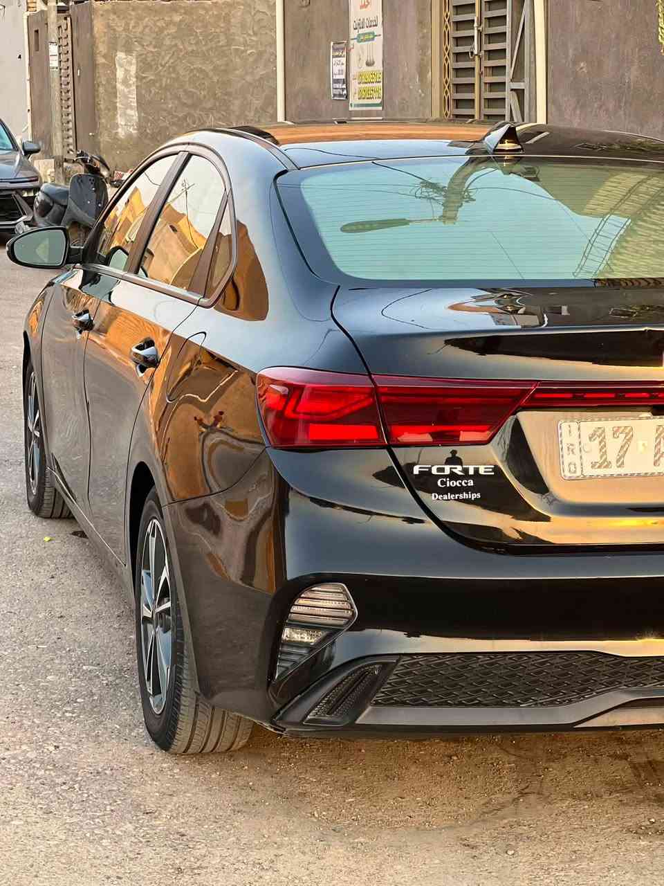للبيع فورتي وارد امريكي موديل 2023 رقم مثنى معوقين بيها فقط بنيد مبدل سياره جاهزه  ماشية 70 الف رادار ونقطه عمياء وحداديه وتخم تاير تبريد سعر 127 وبيها مجال  للاستفسار ***********

