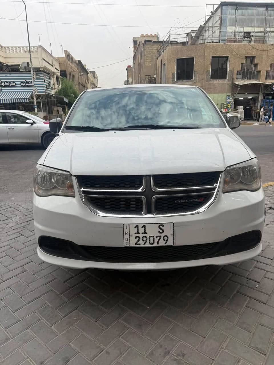 دوج كرفان 2019 ماشيه 75 بيه جاملغين وشويه بلباب صبغ بدون دواخل ٣ قطع تبريد كراس سياحي منفصل عبايتي رقمه بغداد الجديد عنواني الاعظميه وهذا رقمي *********** بغداد, العراق

نص مكتوب في الصور:
- DODGE Grand Caravan 2019 بحالة ممتازة محرك 3.6 لتر V6 قوي وموثوق جير أوتوماتيك سلس و مريح 7 ركاب واسعة ومريحة مكيف قوي بارد جدا فحص كامل لا تحتاج لأي مصاريف موقع المعرض بغداد للاستفسار والاتصال ممكن تواصل عالخاص سيارة عائلية .. عملية ومريحة