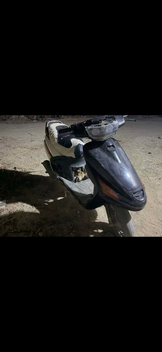 دراجه فراشه لبيع مفتوحا شغاله سلف هندر كهرباءيات وبسعر مناسب مال مستعجل ***********راسنيً واتساب ودزلك السعر
