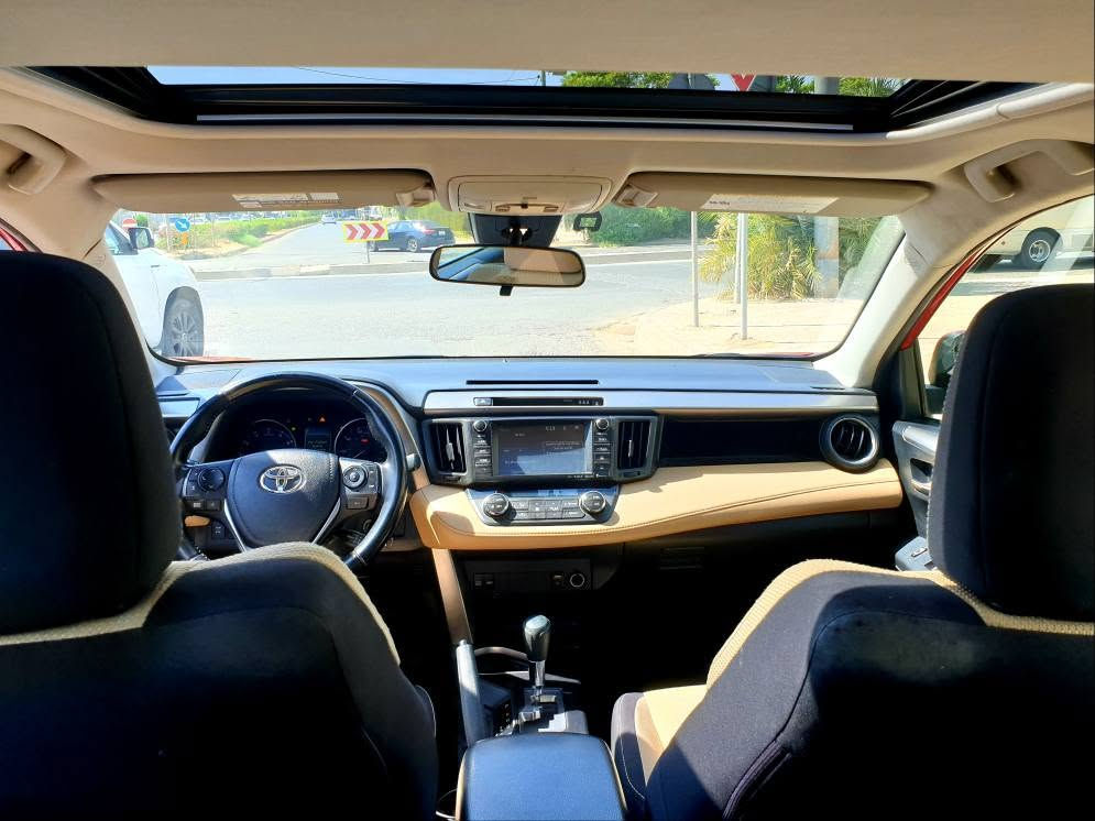 TOYOTA RAV4  AWD / XLE 

مودیل 2017 

دواخل بیجی و اسود
مواصفات XLE امریکی
دبل اکسل 4X4
المسافە المقطوعە 64 mile ڕۆیشتووە
محرک 2.5 ما مفتوح
V4 اربع سلندر 

ملاحظة : ضررها جاملغ واحد مع بقعتین بالباب + تعدیل بارد واحد 

تێبینی : تەنها یەک چاملغ و دوو پەلە سبوغی هەیە لەگەڵ یەک بست ساردی 

مواصفات ( سلایت ـ بلاجکتور ـ دبل اکسل ـ حساسات ـ تحكمات ستیرن فول ـ مرایة كهربائیة ـ بلاجکتور ـ مقاعد کهربائی ـ صندوق شفط ـ شاشە و کامیرا )

السعر 163 ورقە و مجال قلیل 

کیر + محرک + تبرید + تحویل بشرط
رقم + سنویە + هزە کلها جدید لـ 2031 

*********** موجود واتساپ ـ ڤایبر أربيل, العراق
