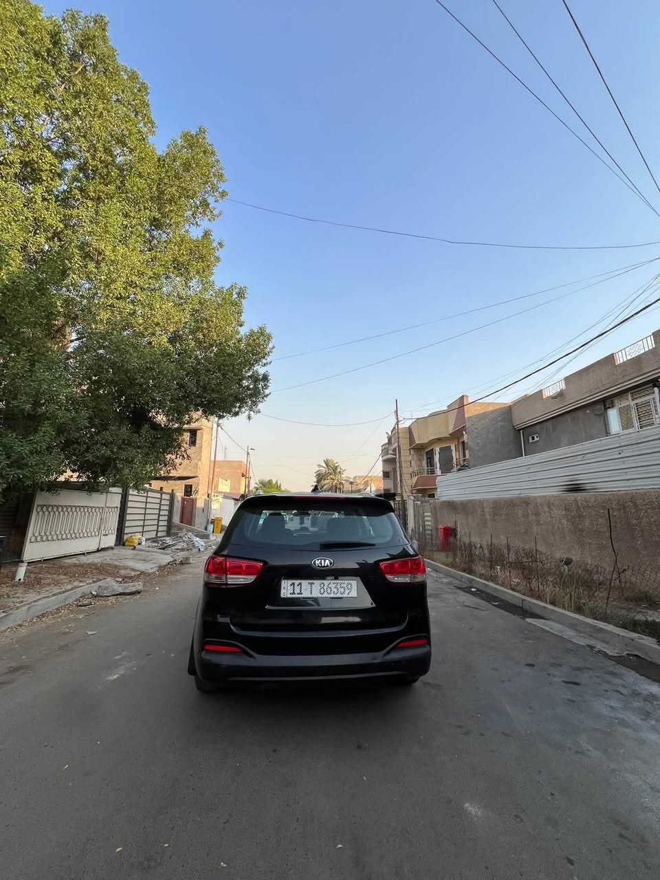 سلام عليكم سورنتو البيع ٢٠١٨ سيارة نضيفة حيل وبيه بس صبخ مكان بسيط بل صندوك بدون اي ايرباك وراد امريكي رقم بغداد سعر ١٥٠ وبيه مجال اربع سلندر ٥ راكب الاستفسار اكثر اتصل ***********
