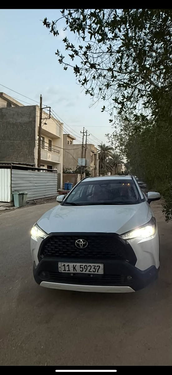 كورلا كروز • رقم بغداد • داخل احمر جلد
