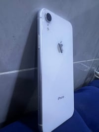 ايفون XR • نضيف • بطارية ٧٩