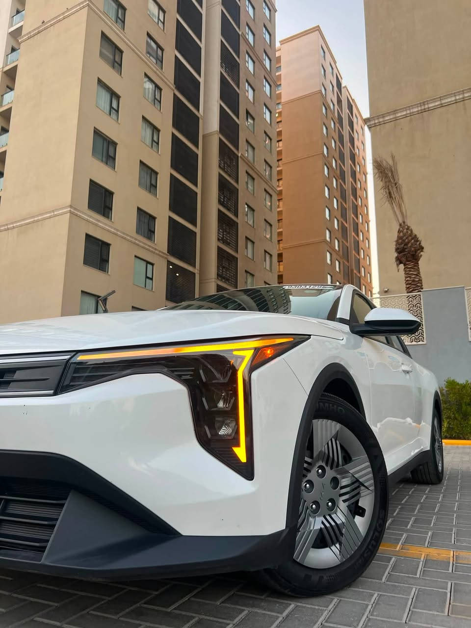 السلام عليكم
KIA K4 2025
دخول وترقيم جديد تحويل وكالة موجود
رقم اربيل
المواصفات
بصمة ابواب
لد امامي 
لد خلفي 
رادار امامي
رادار خلفي
رادار جانبي
فول تحكم ستيرن 
تحديد مسار
قيادة ذاتية
مثبت سرعة
اوتو هولد
سايد بريك بصمة
عداد دجتل
شاشة متصلة
كامرة دوارة
تدفئة كشنات
محرك 2000 دوش ✈️✈️✈️
السيارة بدون قطرة صبغ
دعامية فقط وراجعة بلادي
السعر:173$
الموقع:بغداد حي الجهاد
للاستفسار:***********
***********
