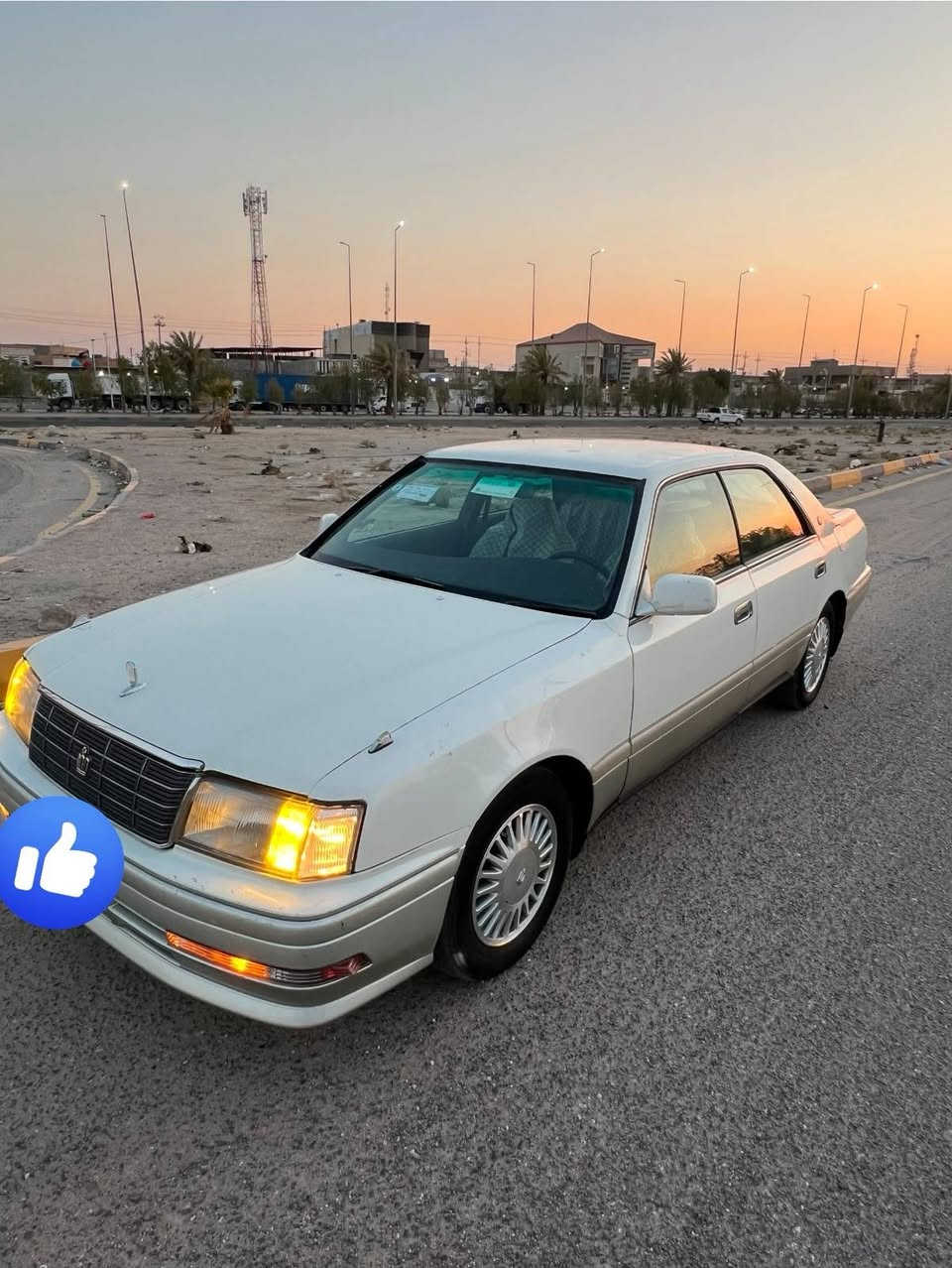 سلام عليكم راس الثور فلات ادوات حاويه بدون كصه جديده كفاله كص وضربه كله عل بلاد محرك300 وكير جدد تبريد منضومه كامله 🧊سنتر لوك شاشه تاب جاهزه كلشي شغال مكان سياره بصره سعر 44 وبيه مجال شراي اتصل مكلف بنشر ***********
