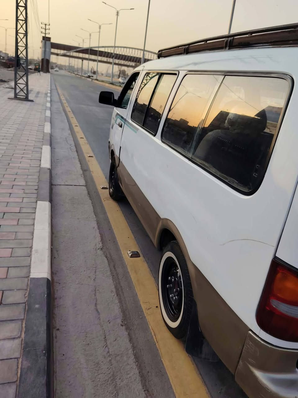 سلام عليكم بريجو موديل 2000 نجف   محرك 3000 بل جيس محرك مشروط شواصي نضاف بس واحد بيه فطرمصلح اخو الجديد  مصبوغه عام  هيئه ومرور تاخذ مصفره السعر 70وبيه مجال حك الجيه  تواصل على  الرقم *********** الرقم التاني ***********
