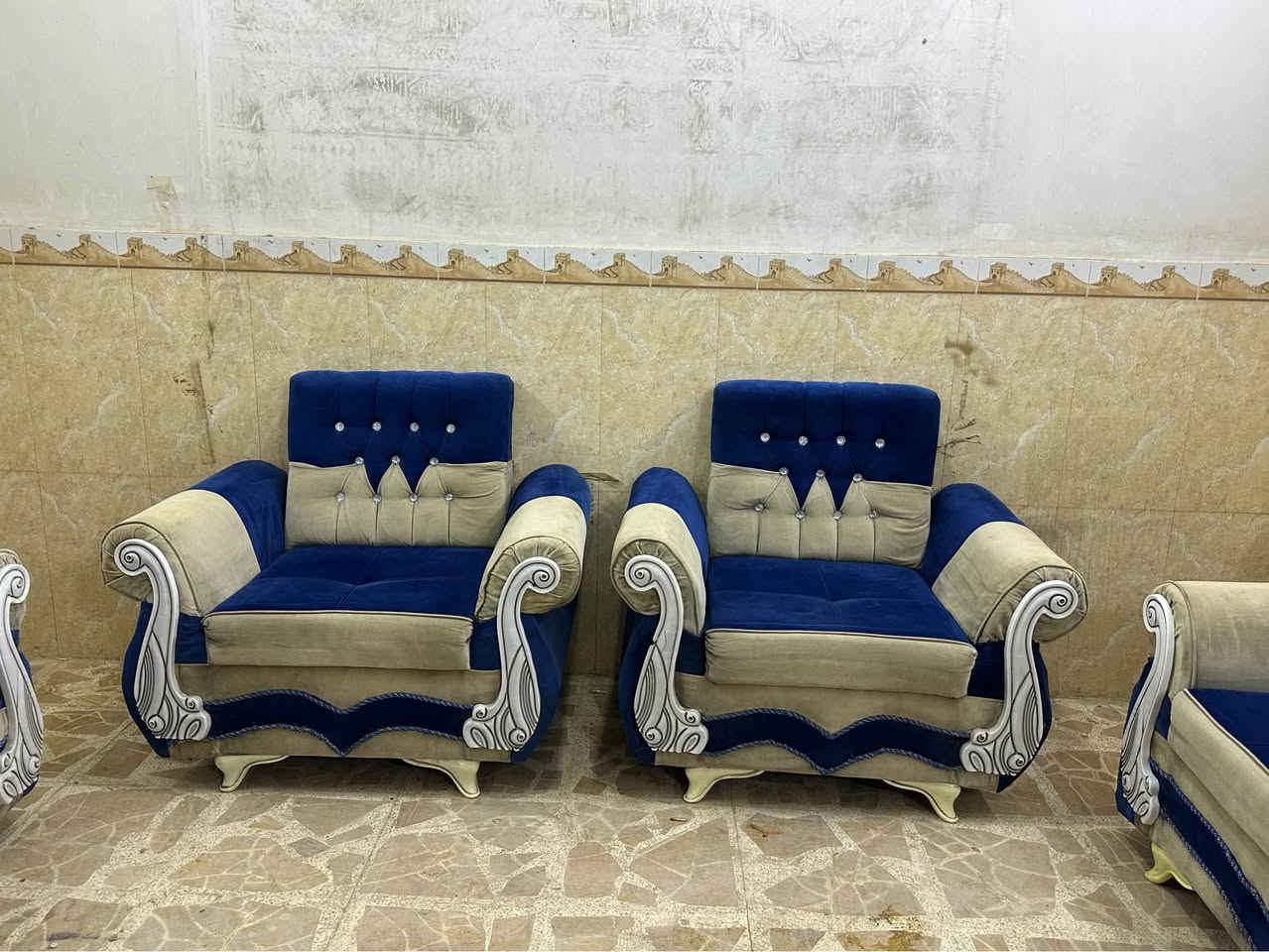 كنب ١٠نفرات • نظيف • النجف