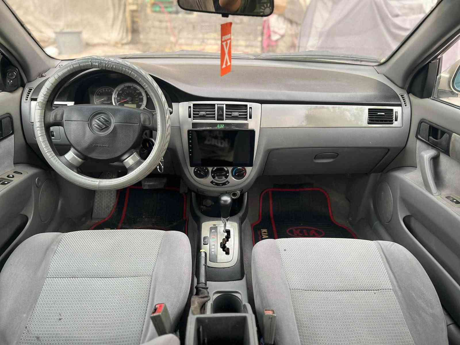 سيارة • بغداد • علي