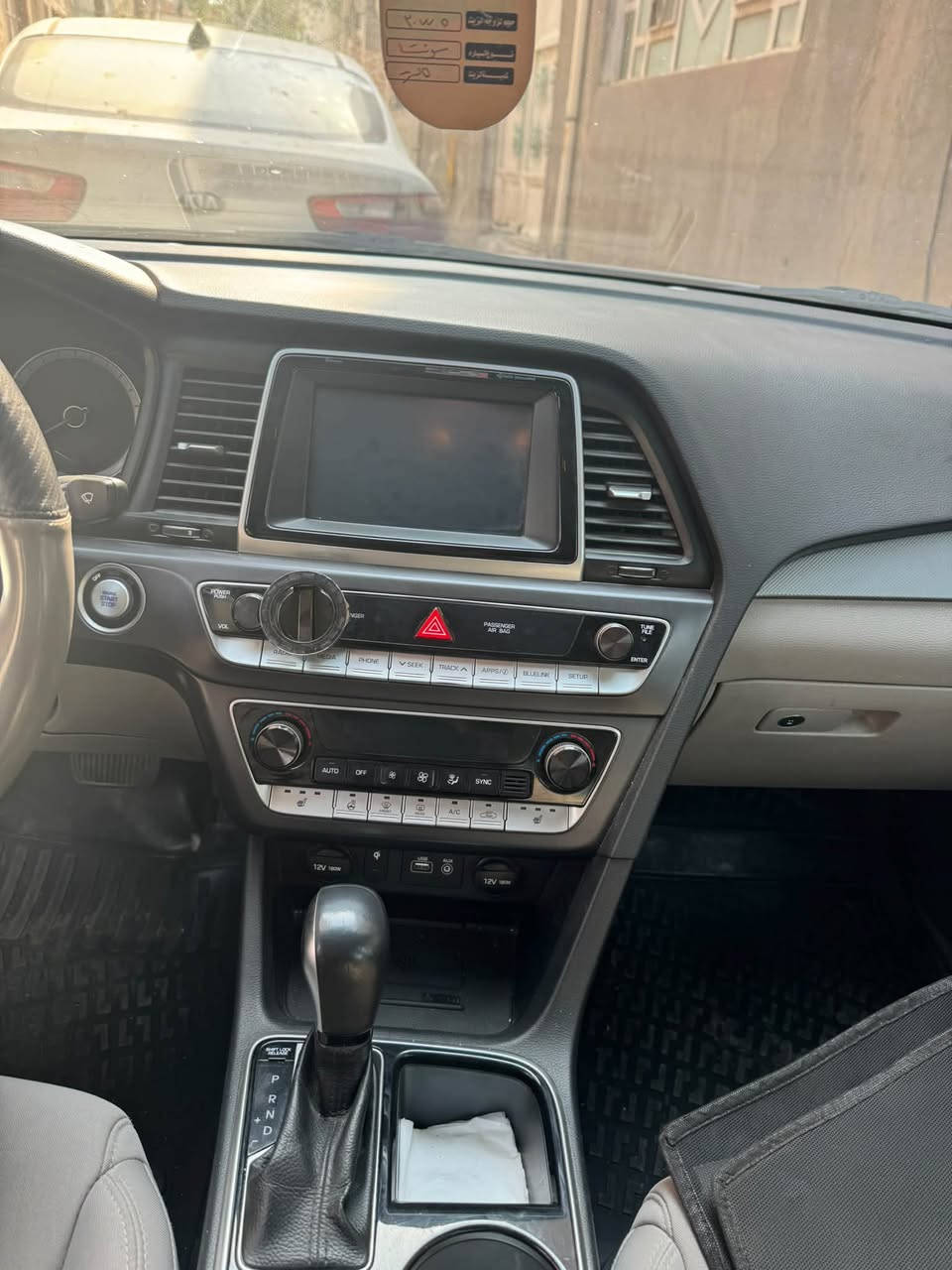 سوناتا2019 محرك 2400 GDI
بيهة قطعتين من امريكا جاملغ وبنيد مثل ماموظح بالسونار 
مواصفات اشاير بالمري 
بصمة تشغيل
بصمة ابواب 
مثبت سرعة 
تدفئة كشنات 
تدفئة ستيرن 
تبريد قطعتين 
رقمهة بابل انكليزي باسمي تحويل ثاني يوم هزه جديده
ماشيه86mi
مكان السيارة نجف
للتواصل واتساب
***********
