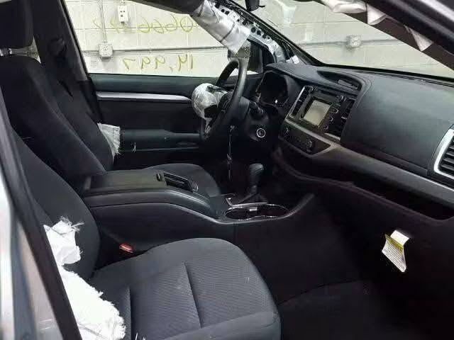 تویوتا هايلاندر للبيع - ۲۰۱۷ ( Toyota (Highlander
ماشیه 130 قابل للزيادة 

. الموديل 2017

•رقم بغداد 

. الفئة : LE

المحرك 6 سلندر

رادار

تحكمات ستيرن

دبل اکسل

بيها صبغ بنيدر وبارد بالجنطة كما مؤشر )

 السعر 21.000

***********

نص مكتوب في الصور:
- 40608377
- CLEAN CAR *********** ابو سيف جهه السائق (جاملغ الامامي) جهه السائق (جاملغ خلفي) جاملغ الامامي مفتوح و بارد بارد جهه الراكب (جاملغ الخلفي) جهه الراكب (جاملغ الامامي) سليم جاملغ الامامي مفتوح و بارد بارد صبغ معجون تبديل
- CLEAN CAR *********** ابو سيف Date : 2026 / 5 / 12 الجانب الامامي الجانب الخلفي صبغ و معجون و البنيد مفتوح بارد الجانب العلوي (القماره) سليم بارد صبغ معجون تبديل