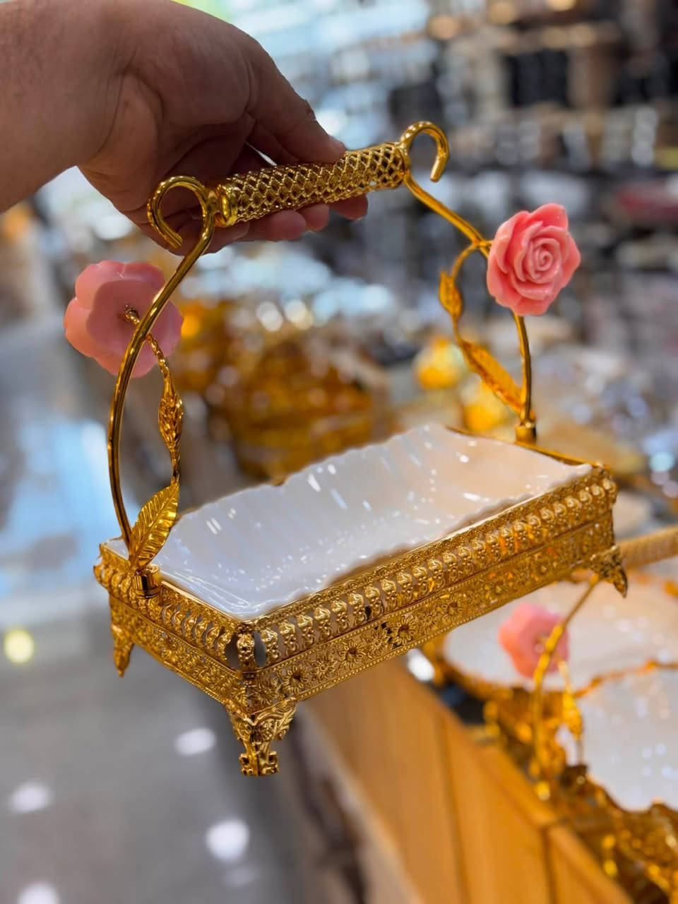 ✨ تشكيلات جديدة… فخامة تليق بكل بيت! ✨

إذا كنت صاحب محل وتبحث عن قطع مميزة تلفت نظر الزبون، فهذي الموديلات خيارك المثالي 😍

🌸 تصاميم راقية ولمسات ذهبية فخمة
🌸 جودة عالية وتشطيب أنيق
🌸 مناسبة للضيافة والديكور والهدايا
🌸 البيع بالجملة فقط وبأسعار منافسة

🚚 توصيل إلى جميع المحافظات العراقية
📦 أقل كمية: كارتون واحد

📲 لمشاهدة جميع الموديلات الجديدة والانضمام إلى قناتنا على التليجرام:
🔗 ضع رابط التليجرام هنا : https://t.me/daowd123daowd

📩 راسلنا الآن واحجز قبل نفاد الكميات.

جديد 🛑🛑🛑🛑
للحجز والاستفسار التواصل على الواتس اب: ***********

