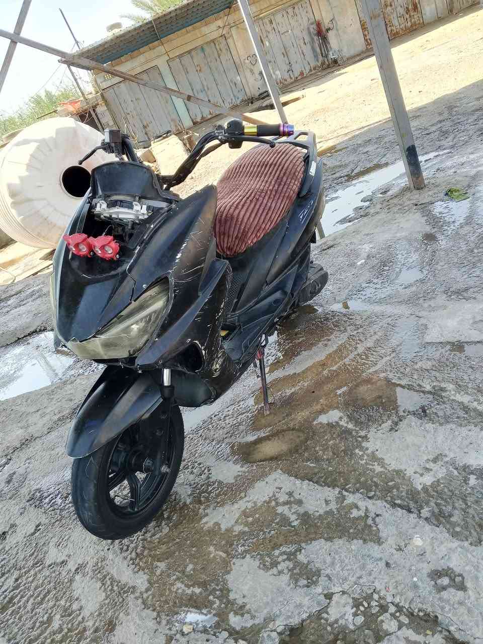 دراجه صيني للبيع
جاهزه من كلشي نكره سلف 
عوزهاا بس كفر امامي مثل ماواضح بل صوره 
سعرهاا 300 وبيهاا مجال مكان بين نصر ورفاعي 
***********
