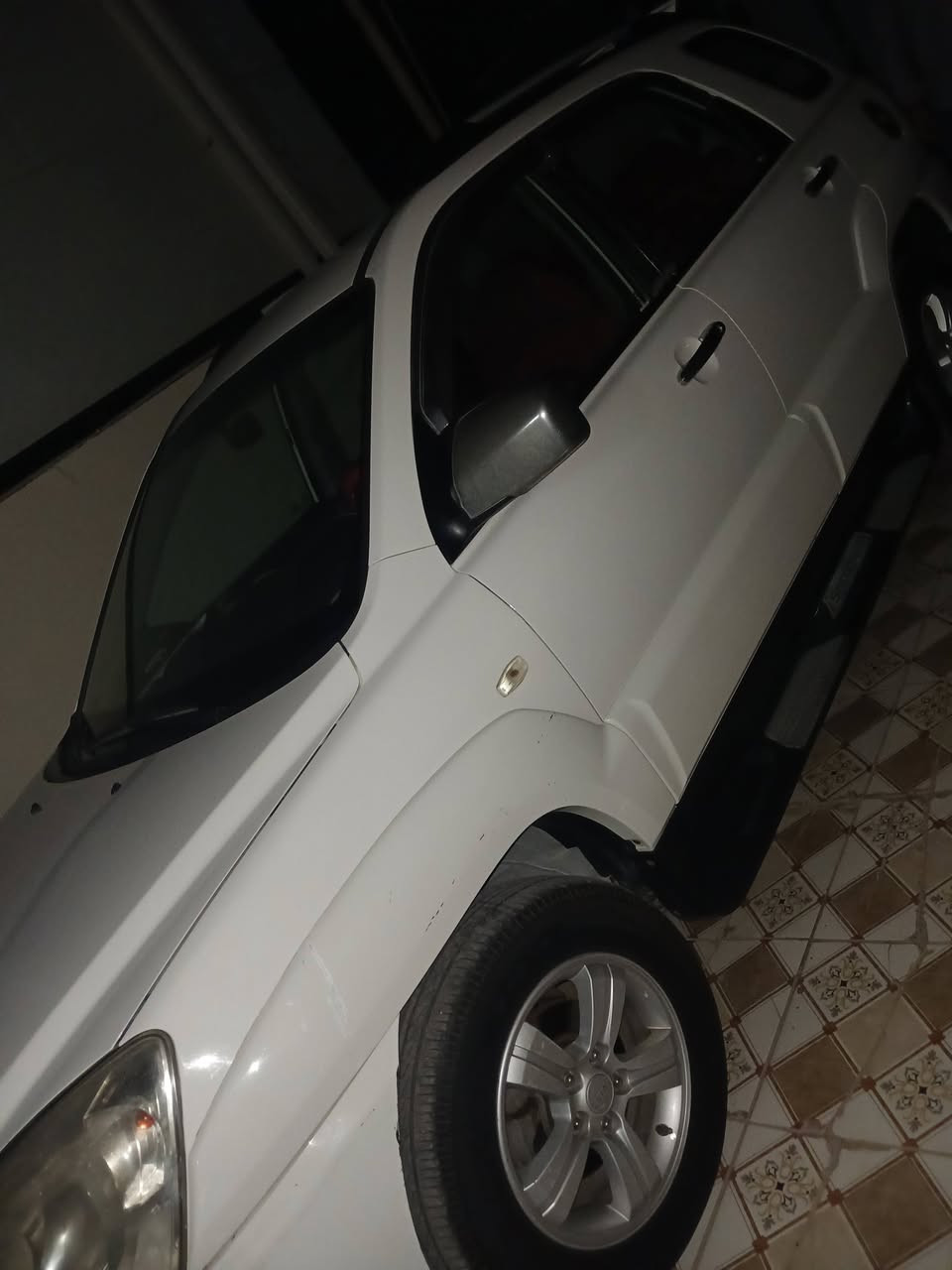 للبيع سبورتج موديل 2009 خليجي ماشيه 200 فول مكفوله  بشرط سبير مانازل  السعر 120 مكان ديالى تقطع الوجهيه ***********
