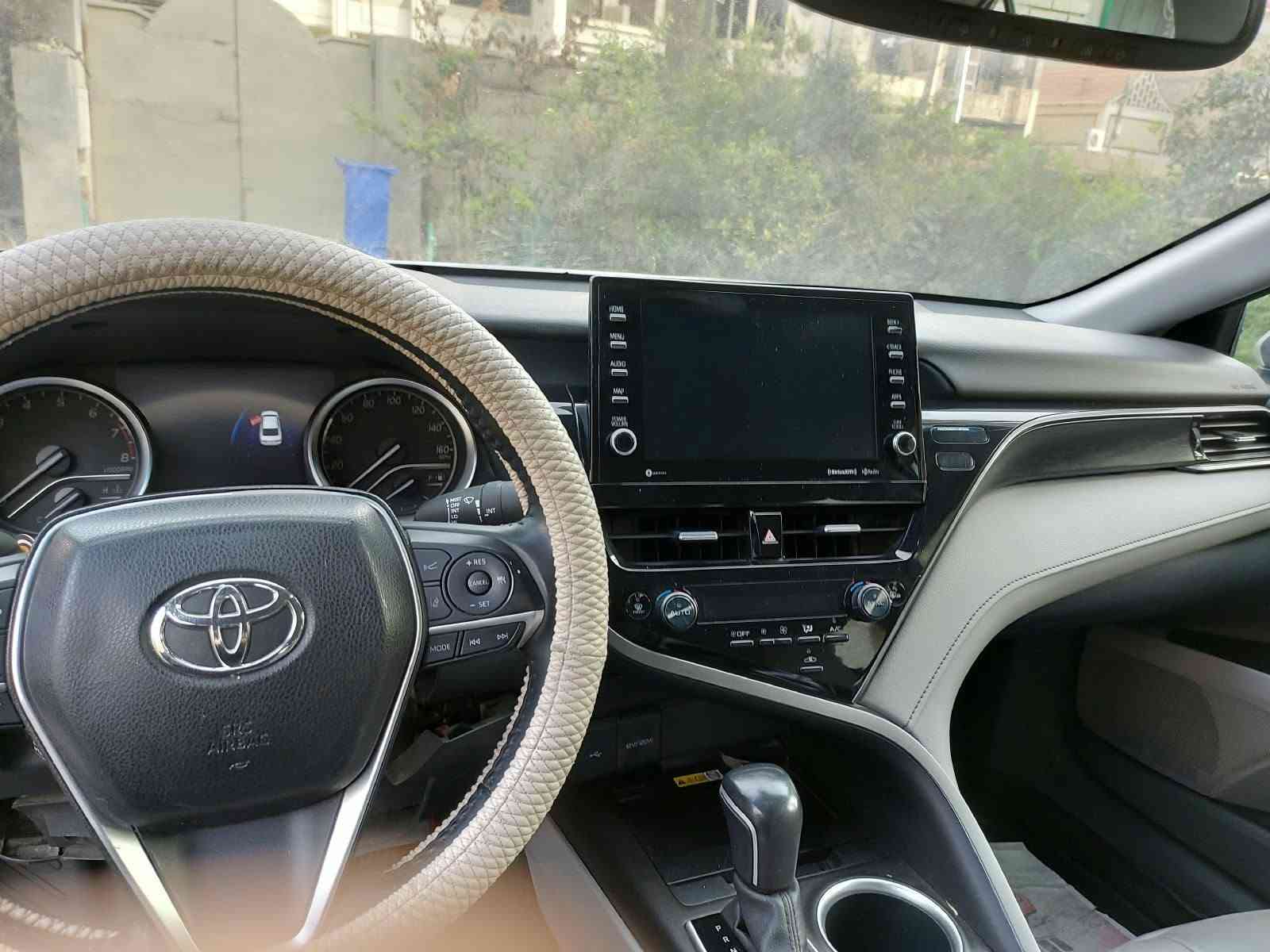 كامري ٢٠٢٤ • ماشيه ٤٠٠٠٠ • بصمه تشغيل