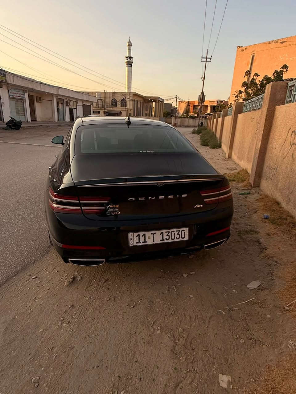 جنسس g80 موديل 21
السيارة ماشيه 45 الف ميل و حادثها بنيد نصه صبغ
و الجاملغ الايمن مبدل بدون ايرباك رقمي ***********
السياره كلش نظيفة مثل مموضح ب الصور رايدها ب 285
