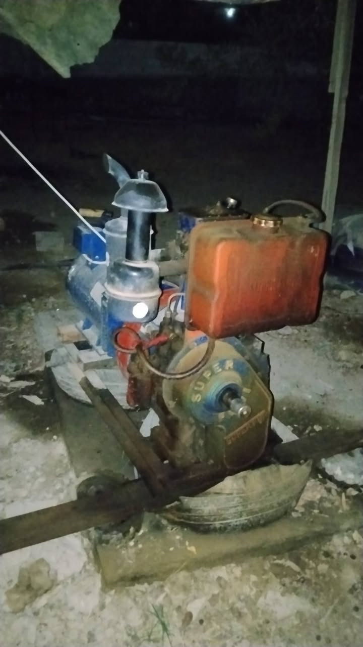 مولد كاز هندر 45امبير ممستخدم شويه حيل نضيف +964 776 103 9623
