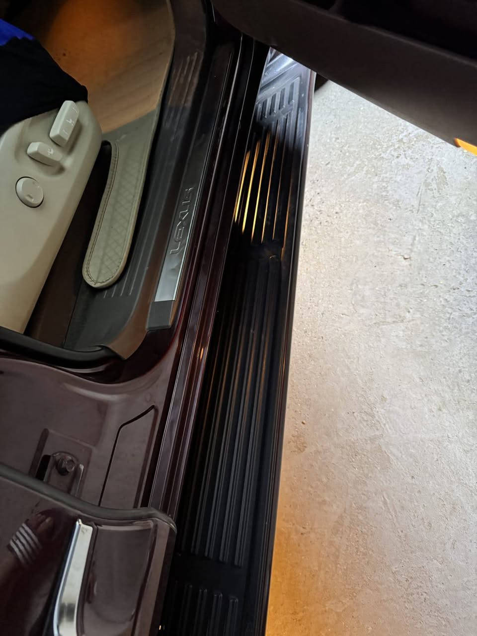 للبيع لكزز برادو LX460 2018 وارد امريكي رقم بغداد انكليزي
مواصفات فوول

سياره ماشيه 67 الف حقيقي 

فتحة سقف

تحكمات استيرن 

كشنات تدفئة تبريد

دفع رباعي 

 مري شفط

خزن ميموري للسائق

بصمه 

اشارة ترحيب 

 

للاستفسار ***********
