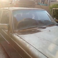 سياره مارسدس للبيع موديل 1982  صاحب السياره موجود دواخل السياره كلشي م...