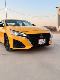 النوع والمواصفات: نيسان ألتيما موديل 2024 اللون: أصفر رقم الشاصي: 1N4B...