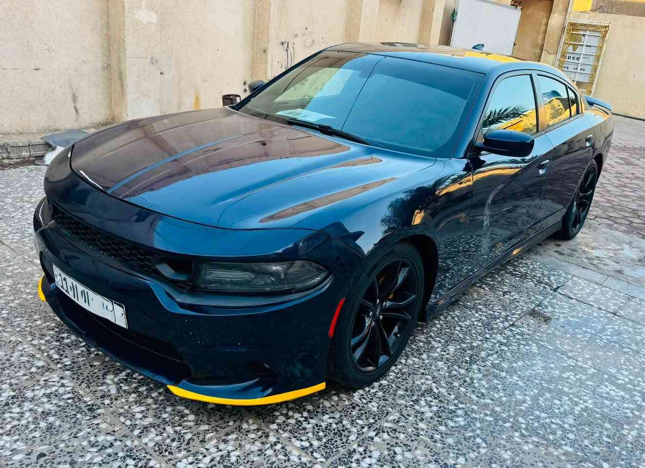 السلام عليكم لاتصال *********** السعر 153 جارجر موديل 2015 اصل رقم بغداد دولي مواصفات SXT توويل كندي بيها جاملغ وبنيد سونار مرفق ماشيه 150 محرك 3600 السيارة حلوه وجاهزة كير ومحرك بحالة جيدة تبريد تدفئه حداديه جيده السعر 153 مكان السياره كربلاء المقدسة
