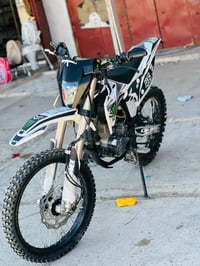 قفاز CRX • ٣٠٠ • موديل ٢٤