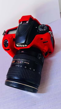 نيكون D750 • نظيفه ٩٩٪ • غطاء بطارية مفقود