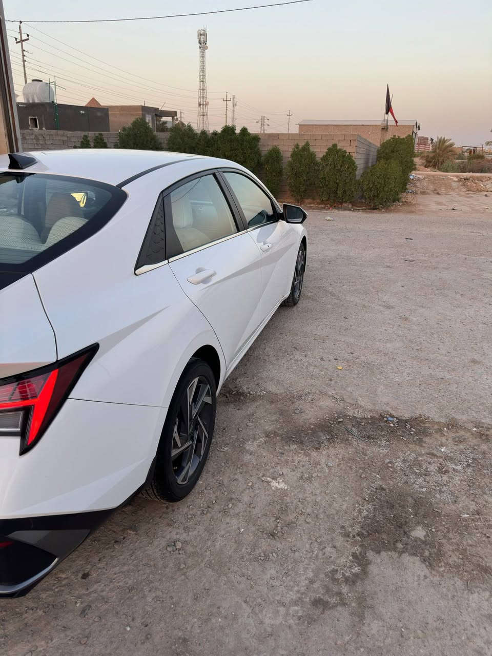 سلام عليكم النتره 24 خليجي  مكفوله كفاله عامه عده  بارد كد شبر ماشر بصور استقطاع مباشر يمي  سياره فول مواصفات 1\1
محرك 2000
سياره شادله منضومه غاز  
سياره خير من لله  جاهزه عله اخر حبايه 
سعر 155
***********
