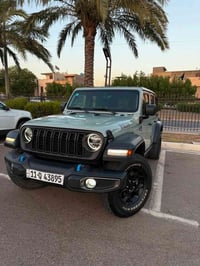 جيب رانگلر للبيع موديل 2023 4xe هايبرد السيارة ماشية 94 الف كيلو  السي...