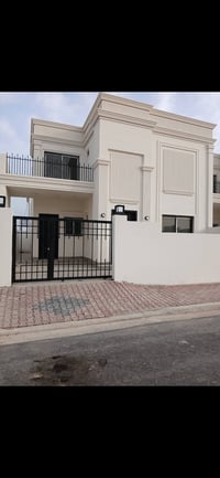 الديوم شارع ٦٠ • ٢٠٠م • طابق ونص